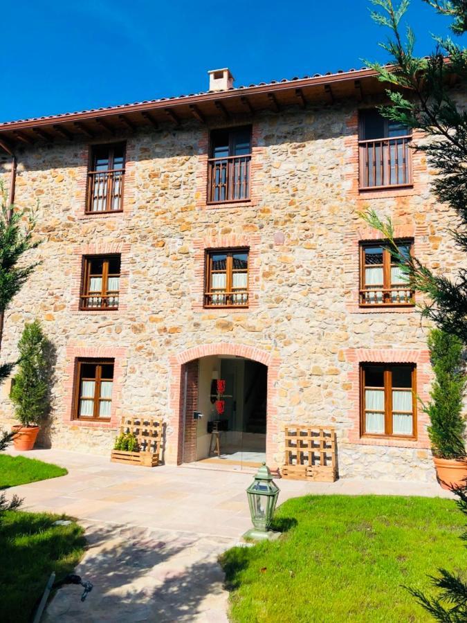 Posada La Torre De La Quintana Льендо Экстерьер фото
